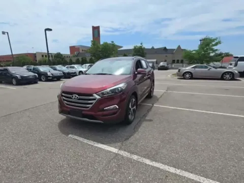 Photos of 2017 Hyundai Tucson Limited for sale in Indianapolis, IN at Indy Auto Man
