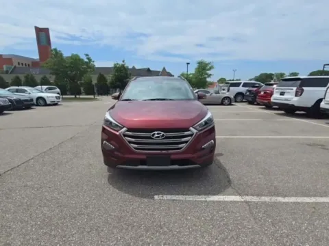Red 2017 Hyundai Tucson Limited for sale in Indianapolis, IN