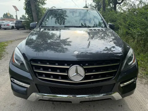 Photos of 2014 Mercedes-Benz M-Class ML 350 4MATIC for sale in Indianapolis, IN at Indy Auto Man