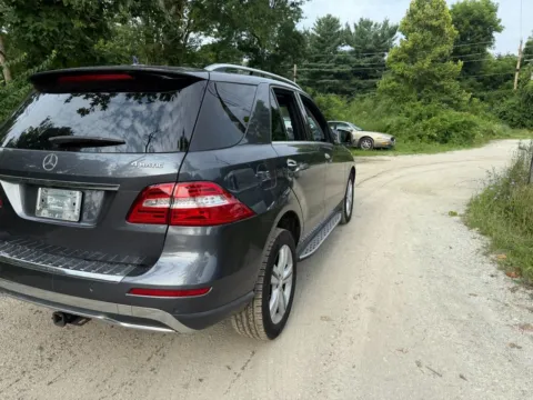 More photos of 2014 Mercedes-Benz M-Class ML 350 4MATIC at Indy Auto Man, IN