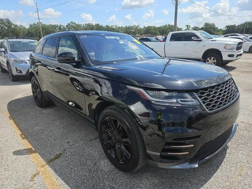 Black 2019 Land Rover Range Rover Velar SE R-Dynamic for sale in Indianapolis, IN