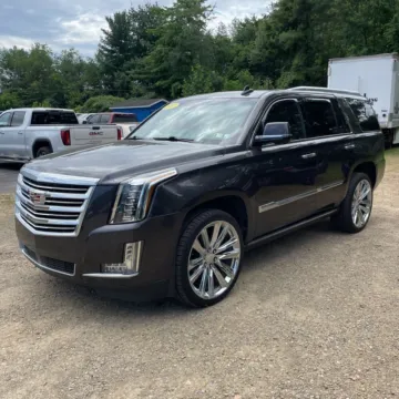 Another view of 2017 Cadillac Escalade Platinum Edition for sale in Indianapolis, IN at Indy Auto Man