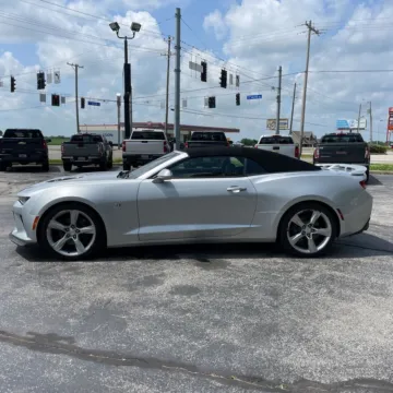 More photos of 2017 Chevrolet Camaro SS 2SS at Indy Auto Man, IN