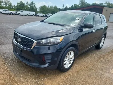 Photos of 2019 Kia Sorento L for sale in Indianapolis, IN at Indy Auto Man