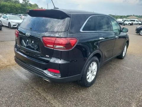 Another view of 2019 Kia Sorento L for sale in Indianapolis, IN at Indy Auto Man