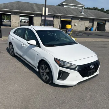 White 2019 Hyundai Ioniq Plug-In Hybrid for sale in Indianapolis, IN