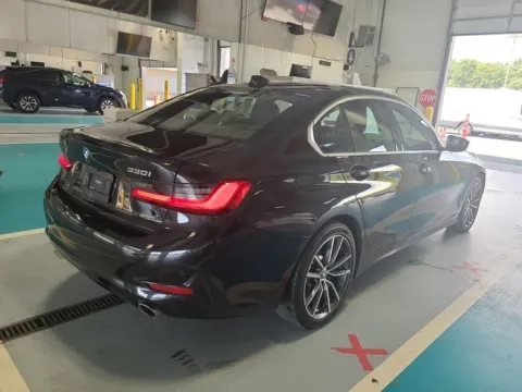 More photos of 2020 BMW 3 Series 330i xDrive at Indy Auto Man, IN