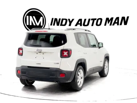 More photos of 2018 Jeep Renegade Latitude at Indy Auto Man, IN