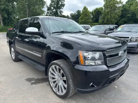 Black 2013 Chevrolet Avalanche 1500 LS for sale in Indianapolis, IN