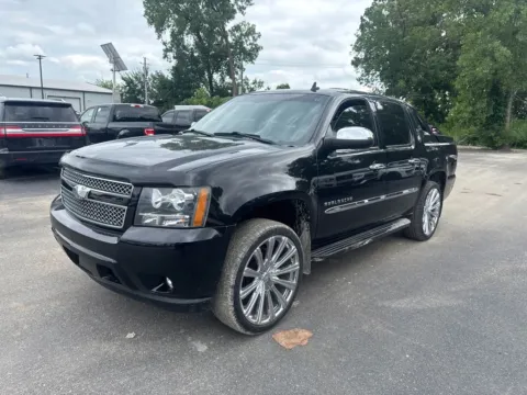 Another view of 2013 Chevrolet Avalanche 1500 LS for sale in Indianapolis, IN at Indy Auto Man