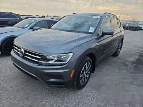 Another view of 2019 Volkswagen Tiguan 2.0T SE for sale in Indianapolis, IN at Indy Auto Man