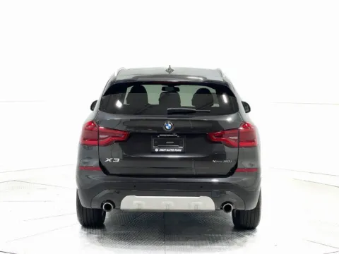 More photos of 2021 BMW X3 xDrive30i at Indy Auto Man, IN