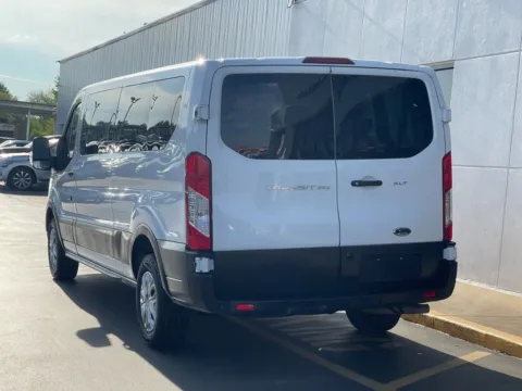 More photos of 2022 Ford Transit-350 XLT at Indy Auto Man, IN