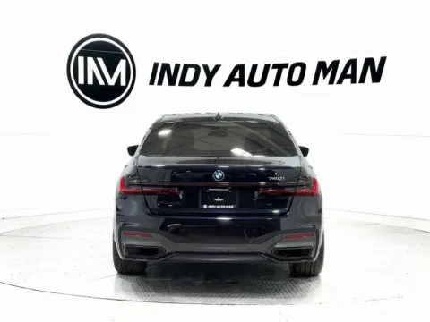 More photos of 2022 BMW 7 Series 740i at Indy Auto Man, IN
