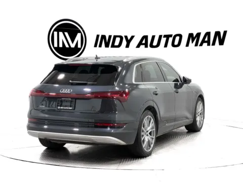 More photos of 2019 Audi e-tron Prestige quattro at Indy Auto Man, IN
