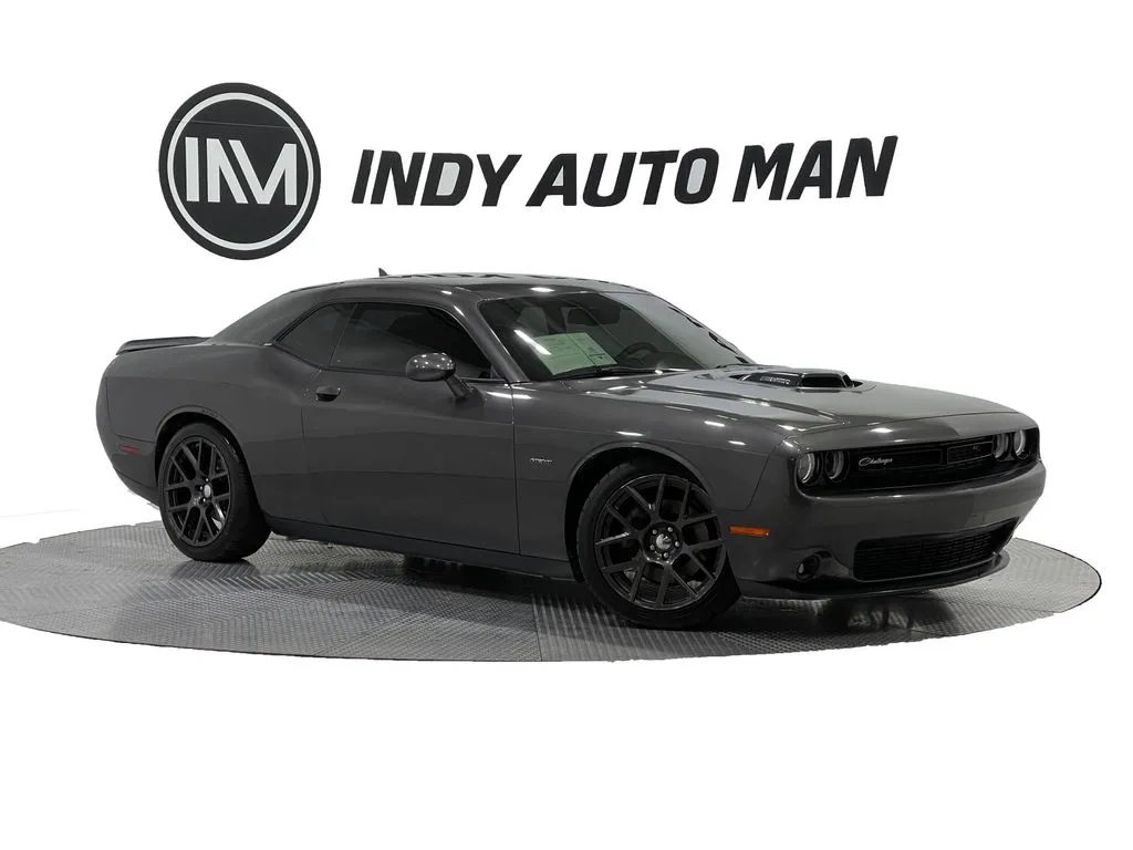 2016 Dodge Challenger R/T Shaker