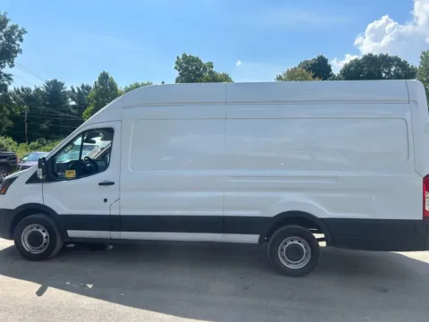 More photos of 2020 Ford Transit-250 at Indy Auto Man, IN