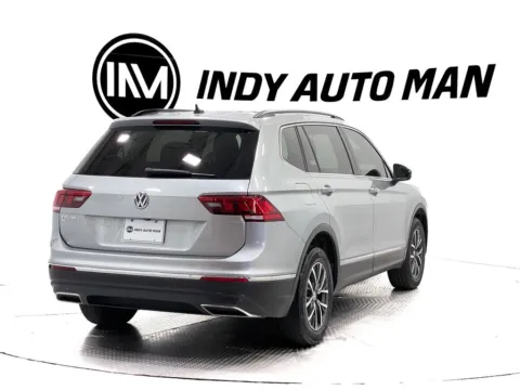 More photos of 2020 Volkswagen Tiguan 2.0T SE at Indy Auto Man, IN
