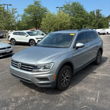 Another view of 2020 Volkswagen Tiguan 2.0T SE for sale in Indianapolis, IN at Indy Auto Man