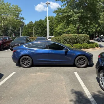 More photos of 2018 Tesla Model 3 Long Range at Indy Auto Man, IN