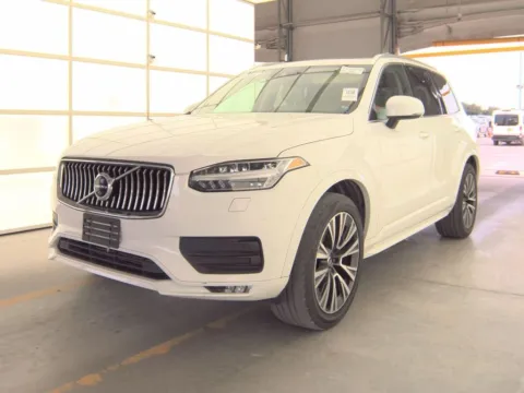 Another view of 2020 Volvo XC90 T6 Momentum for sale in Indianapolis, IN at Indy Auto Man