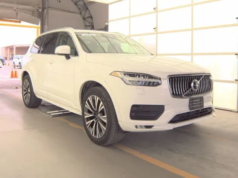White 2020 Volvo XC90 T6 Momentum for sale in Indianapolis, IN