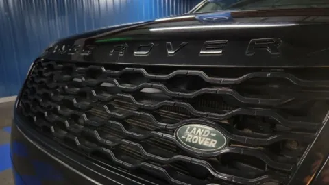 More photos of 2019 Land Rover Range Rover Velar SE R-Dynamic at Indy Auto Man, IN