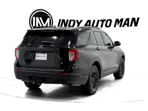 More photos of 2021 Ford Explorer XLT at Indy Auto Man, IN
