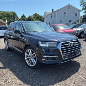 Blue 2017 Audi Q7 3.0T Prestige quattro for sale in Indianapolis, IN