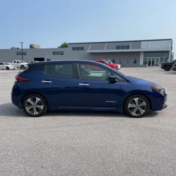 More photos of 2019 Nissan Leaf SV at Indy Auto Man, IN