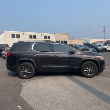 More photos of 2017 GMC Acadia SLT-1 at Indy Auto Man, IN