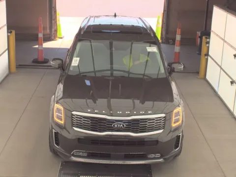 Photos of 2020 Kia Telluride SX for sale in Indianapolis, IN at Indy Auto Man