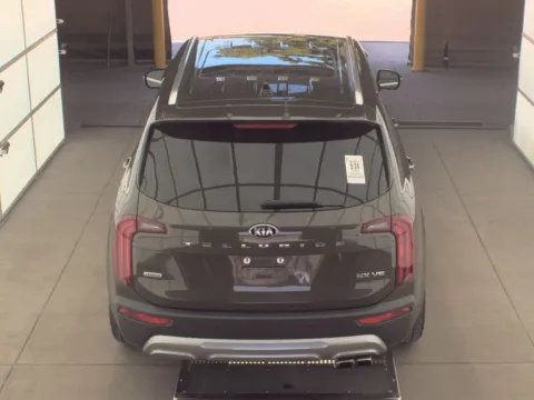 More photos of 2020 Kia Telluride SX at Indy Auto Man, IN