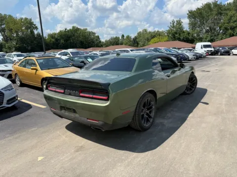 More photos of 2022 Dodge Challenger R/T Scat Pack at Indy Auto Man, IN