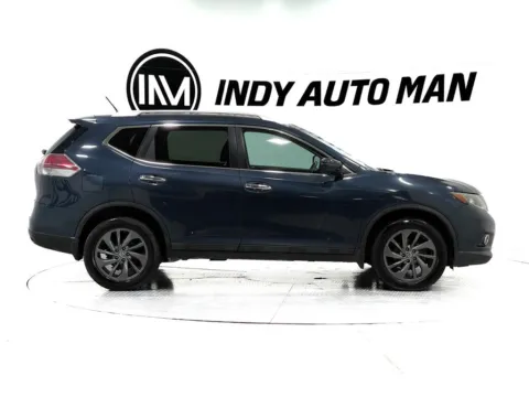 Another view of 2016 Nissan Rogue SL for sale in Indianapolis, IN at Indy Auto Man