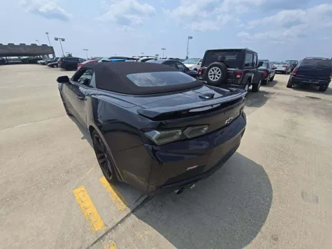 More photos of 2018 Chevrolet Camaro SS 2SS at Indy Auto Man, IN