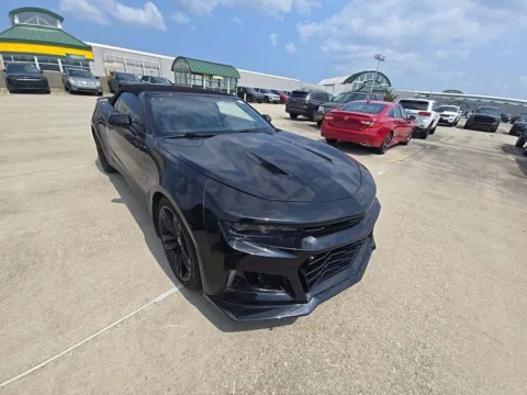 Black 2018 Chevrolet Camaro SS 2SS for sale in Indianapolis, IN