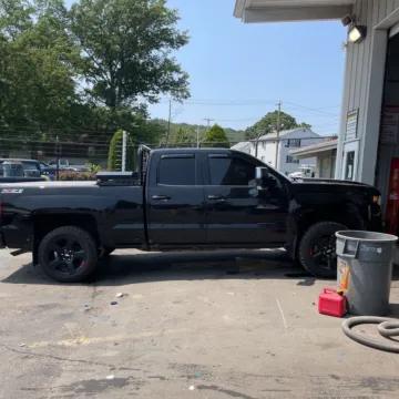 More photos of 2017 Chevrolet Silverado 1500 LT LT2 at Indy Auto Man, IN