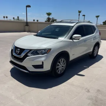 Another view of 2017 Nissan Rogue Hybrid SV for sale in Indianapolis, IN at Indy Auto Man
