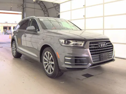 Gray 2018 Audi Q7 3.0T Premium Plus quattro for sale in Indianapolis, IN