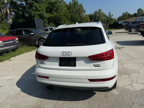 More photos of 2017 Audi Q3 2.0T Premium quattro at Indy Auto Man, IN