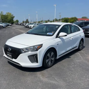 Another view of 2019 Hyundai Ioniq Plug-In Hybrid for sale in Indianapolis, IN at Indy Auto Man
