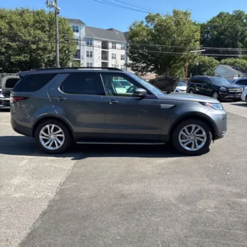Another view of 2018 Land Rover Discovery HSE for sale in Indianapolis, IN at Indy Auto Man