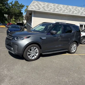 More photos of 2018 Land Rover Discovery HSE at Indy Auto Man, IN