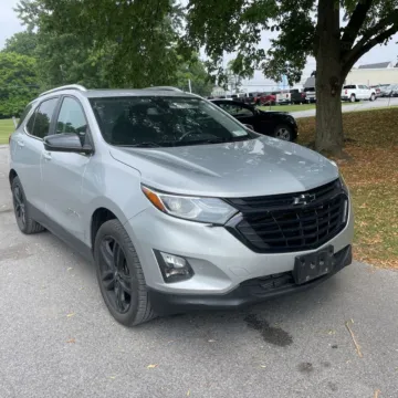 Silver 2021 Chevrolet Equinox LT for sale in Indianapolis, IN