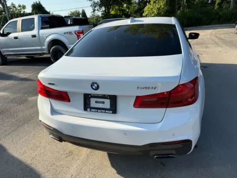 More photos of 2019 BMW 5 Series 540i xDrive at Indy Auto Man, IN