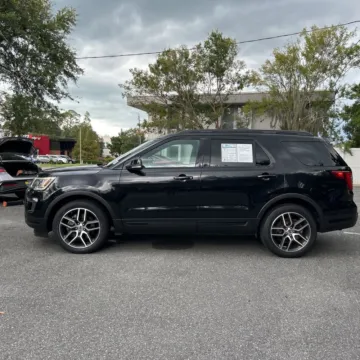 More photos of 2019 Ford Explorer Sport at Indy Auto Man, IN
