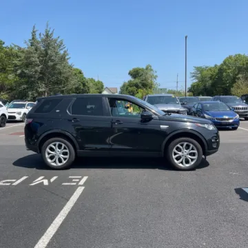 More photos of 2017 Land Rover Discovery Sport HSE at Indy Auto Man, IN