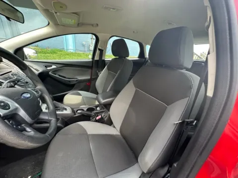 More photos of 2013 Ford Focus SE at Indy Auto Man, IN