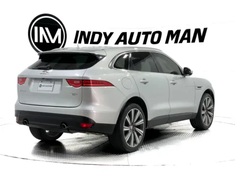 More photos of 2018 Jaguar F-PACE 25t Prestige at Indy Auto Man, IN